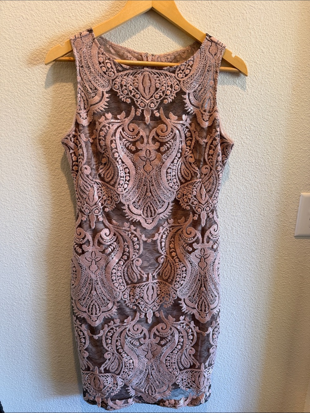 Calvin Klein Sleeveless Lace Sheath Dress in Dusty Rose
